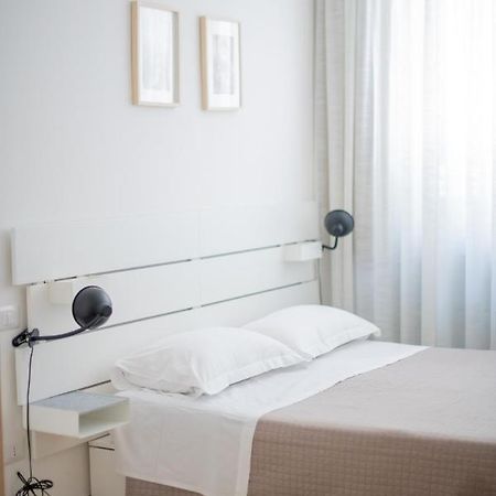 Dall Arca Smart Flat - Central Station Checkpoint Бари Экстерьер фото
