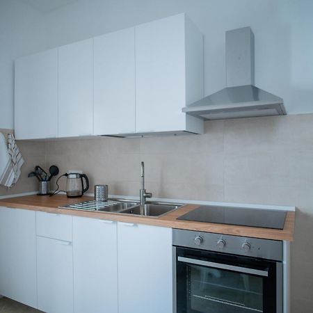Dall Arca Smart Flat - Central Station Checkpoint Бари Экстерьер фото