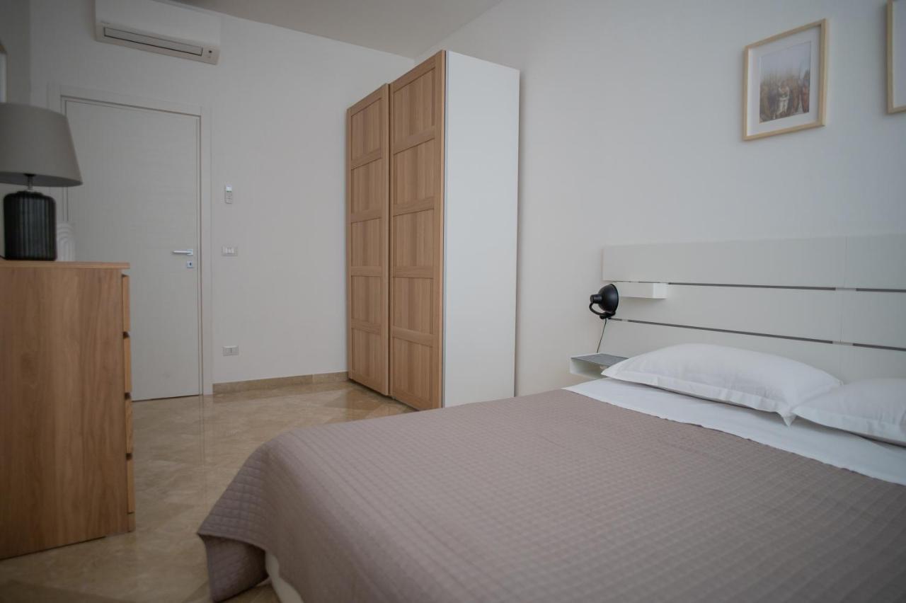 Dall Arca Smart Flat - Central Station Checkpoint Бари Экстерьер фото
